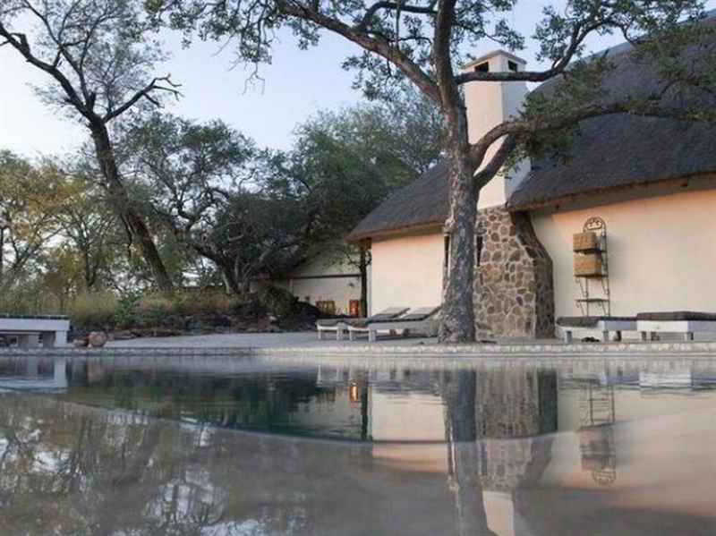 Mbizi Bush Lodge 팔라보르와 외부 사진