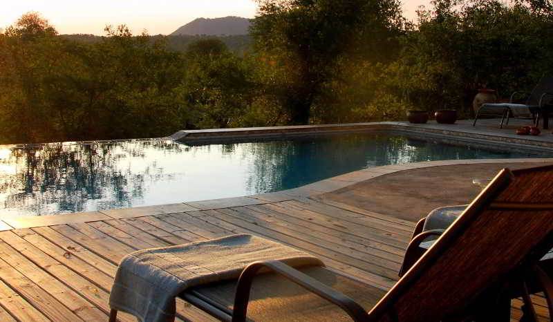 Mbizi Bush Lodge 팔라보르와 외부 사진