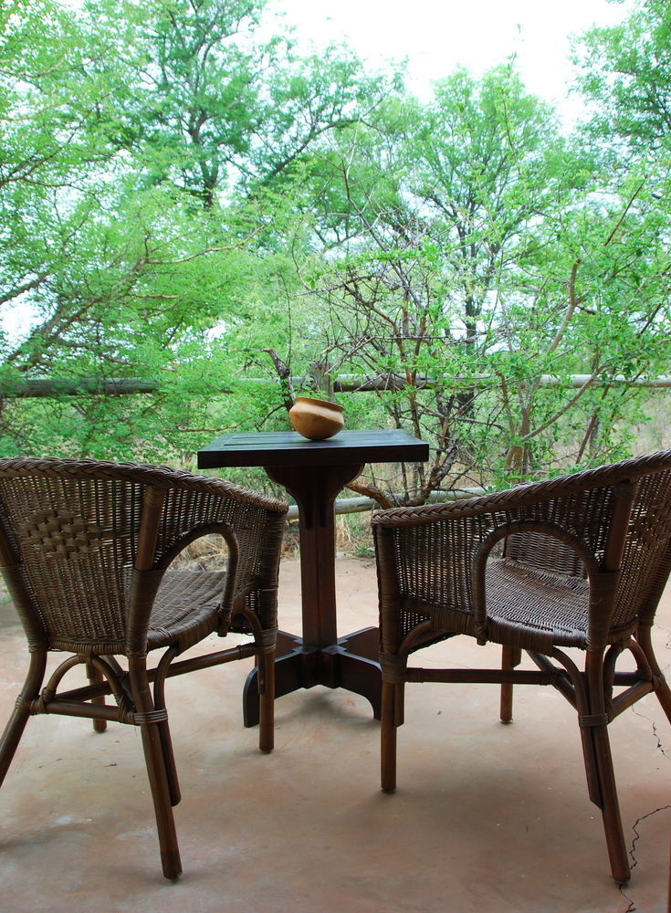 Mbizi Bush Lodge 팔라보르와 외부 사진