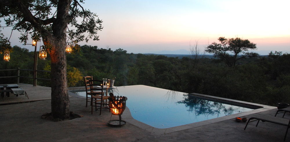 Mbizi Bush Lodge 팔라보르와 외부 사진